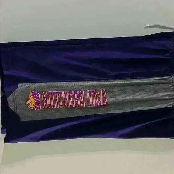 University of Northern Iowa shorts - Picture 3 of 5